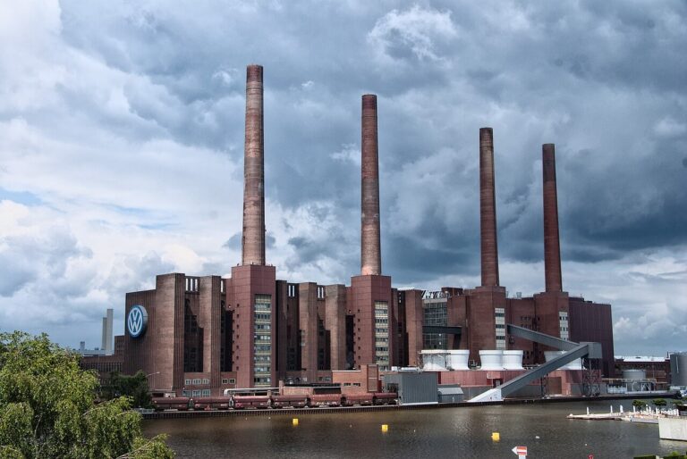 Werk Volkswagen - Entlassungen in der Autombilbranche